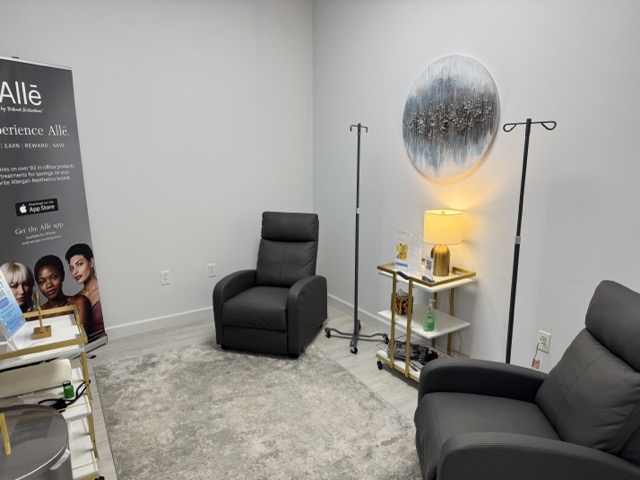 Tyler Infusion Lounge1 Medium